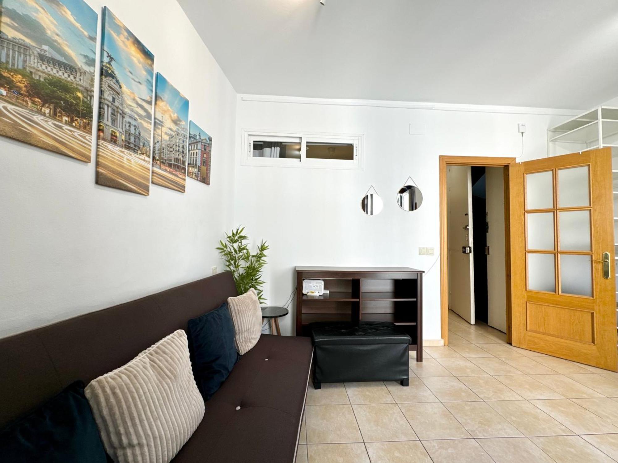 Charm 2bd Private Flat - Center
